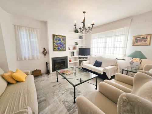 Bonita casa en la playa con jardín