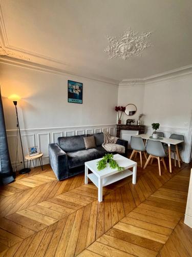 Appartement Tour Eiffel Lecourbe Paris