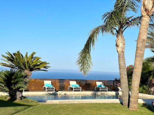 Mas des îles d'Or - Vue mer unique, Piscine chauffée, Jacuzzi, Tennis