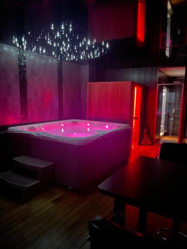 Foto de la galeria de Le bdj spa a Hénin-Beaumont
