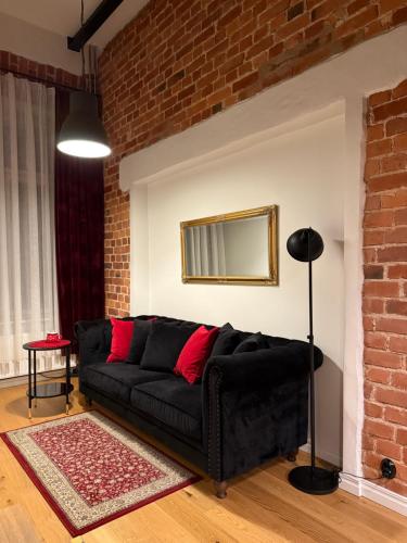 Loft Black and Red