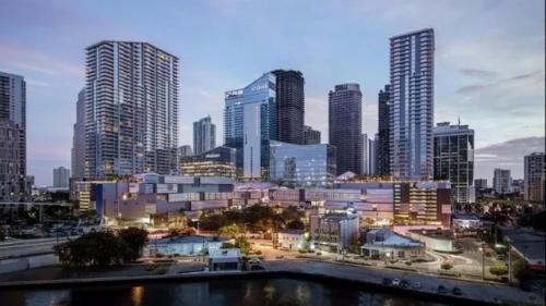 Modern Brickell Apartment Free Parking Pool and Gym photo 67