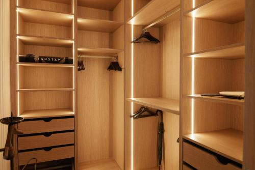 Highstay - Luxury Serviced Apartments - Pyramides