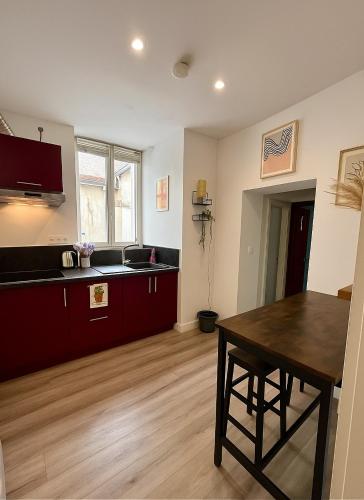 Cozy equipped studio and parking - city center