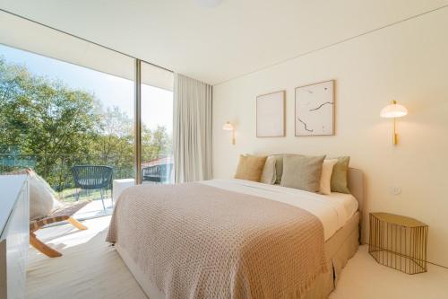 The Luminous by Lovely Memories - Pool Access