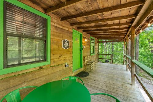 Oh Deer - Studio Wooded Twin Cabin, Hot Tub, TV & Wifi photo 12
