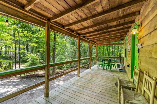 Oh Deer - Studio Wooded Twin Cabin, Hot Tub, TV & Wifi photo 77