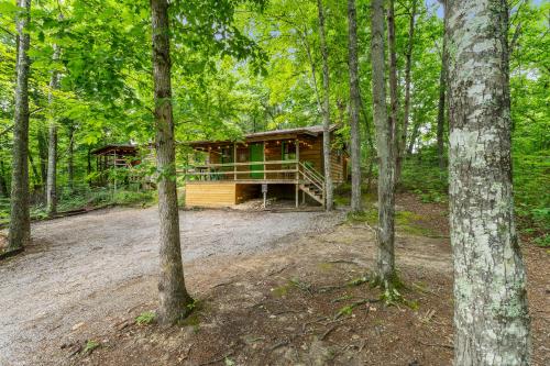 Oh Deer - Studio Wooded Twin Cabin, Hot Tub, TV & Wifi photo 79