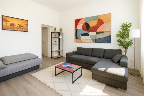 Large Historic Home by Charles Bridge & Parking