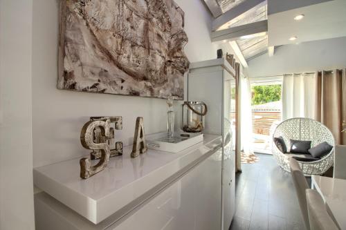 Fotografie z fotogalerie ubytování Charming villa Darte with private pool near Rovinj, extra pool heating available v destinaci Kanfanar