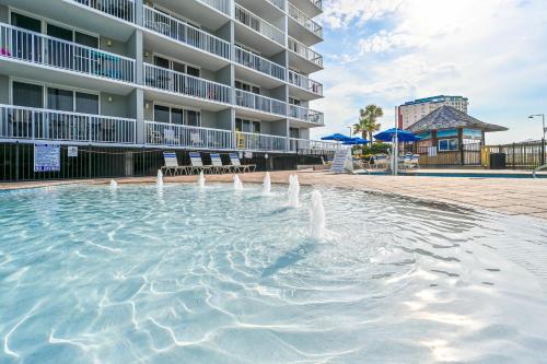 2 Bedroom Newly Remodeled Beachfront Condo, Destin photo 42