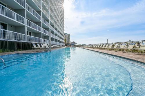 2 Bedroom Newly Remodeled Beachfront Condo, Destin photo 82