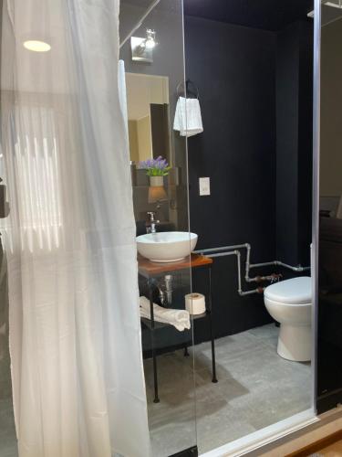 Villa San José tesisinde bir banyo