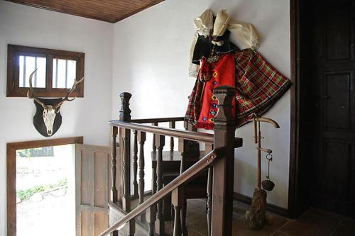 Φωτογραφία από το άλμπουμ του House of Bardo σε Zheravna