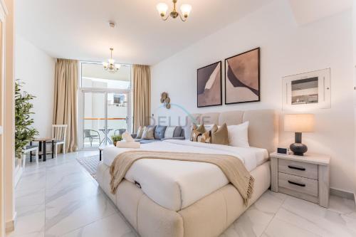 Modern Furnished Studio Near Downtown Dubai, Public Transport and Dubai Canal - Millennium Binghatti Residences, Business Bay by Deluxe Holiday Homes