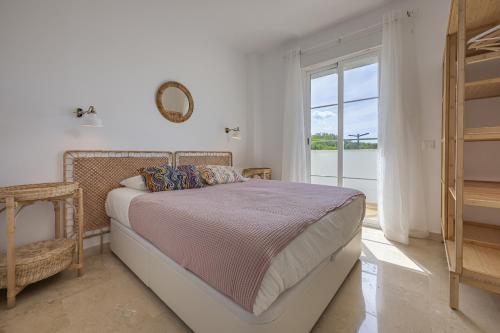 Sunny Hill: Vue Montagne - 3 ch • Valle Properties