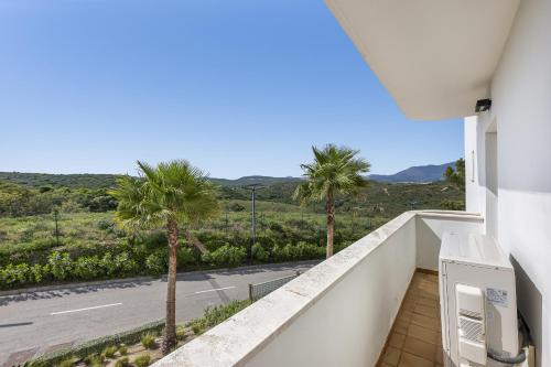 Sunny Hill: Vue Montagne - 3 ch • Valle Properties