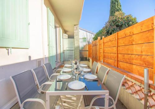 Fréjus appart RDC AC Terrasse 8 pers