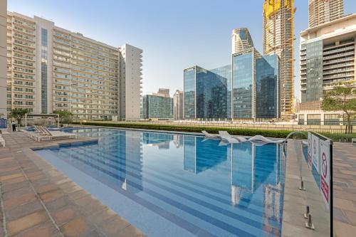 City View 1BR Prime Location in Business Bay by Vibel