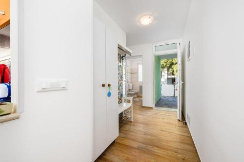 Cozy Apartment nur 280 Meter zum Strand mit Garten, Klima, WiFi