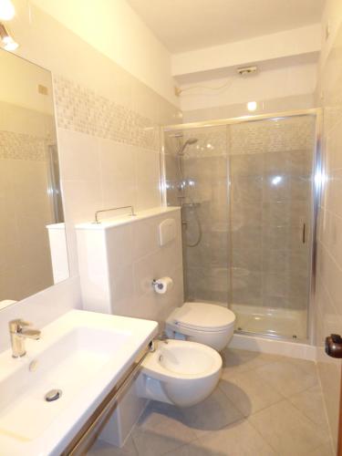 Un baño de Ghiacci Vecchi Residence