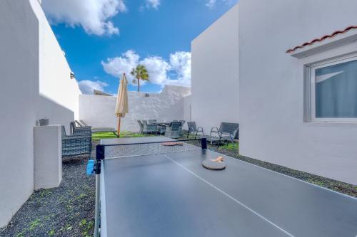 Casa Atassara - 500m to the Beach, Ping-Pong and Foosball By Lanzarote Vacation Homes