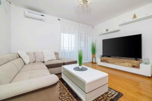 Apartment in Crikvenica 50553