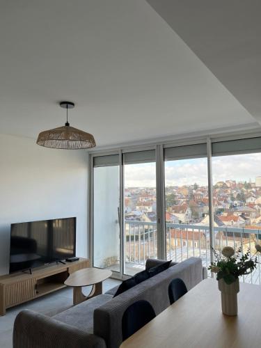 Bright apartment with panoramic views Dijon