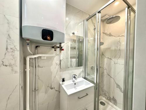 366 New Suite Ventura - Tiny Apartment Paris Center