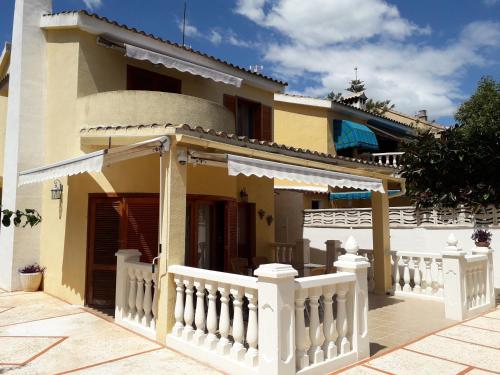 Chalet acogedor SOLO FAMILIAS Playa de Gandia