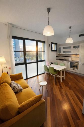 BeeInMi Home - Porta Romana Apartment