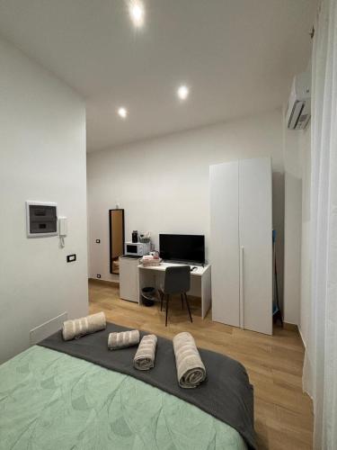 Plana Room
