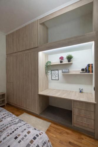 Minimal Urban Apartment near Kolonaki