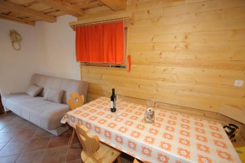 พื้นที่นั่งเล่นของ Fikfak cottage