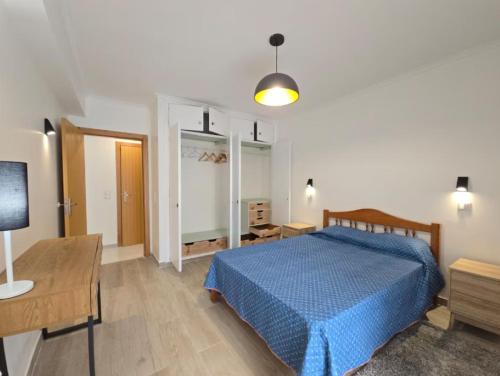Cozy Airport Apartment