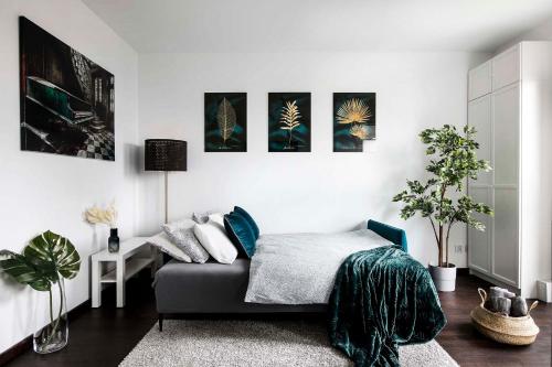 Cozy studio next to Cracow Vistula Boulevrads, Old Town