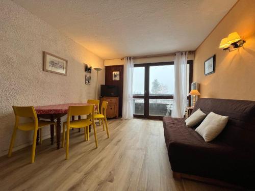 Appartement à Autrans, 36m², animaux admis, parking - FR-1-737-38