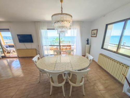 LITORAL COSTA DORADA Les Columnes - Only families