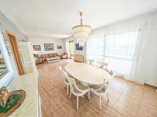 LITORAL COSTA DORADA Les Columnes - Only families