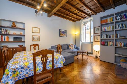 Spanish Steps Dario Apartment