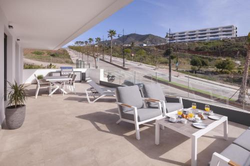 Terraza Mar - Apartment with Rooftop Pool, Carvajal, Fuengirola