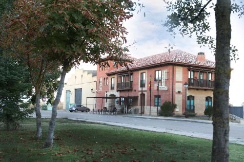 Hotel Rural Venta Del Alon, Villalón de Campos – Bijgewerkte ...