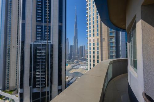 Damac Downtown 1 BHK apartment with Burj Khalifa view