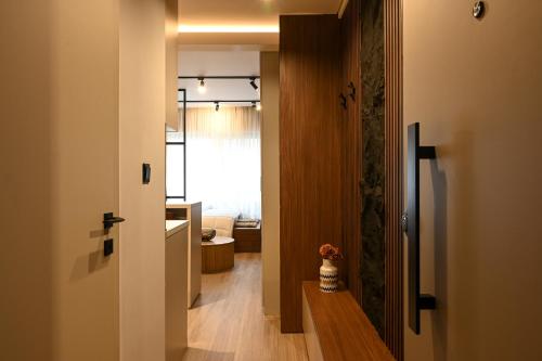 The Signature by Solessa Urban Suite in Ladadika