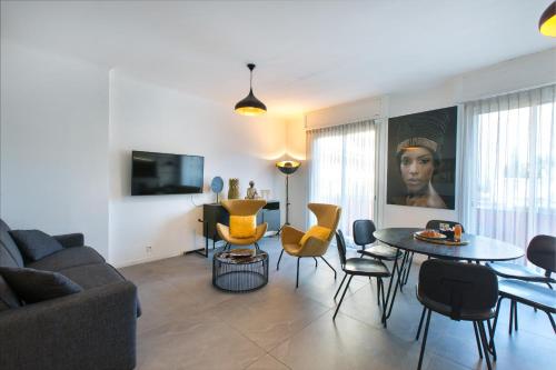 YELLOW DUBOY D'ANGERS 2 Bedrooms