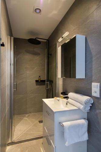 YELLOW DUBOY D'ANGERS 2 Bedrooms