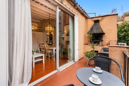 Gràcia Loft Terrace BBQ AC & Fiber Wi-Fi
