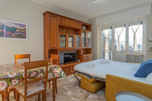 Modern two-room apartment between Linate and the city center