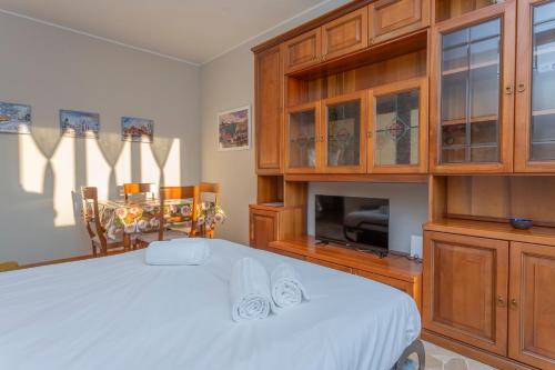 Modern two-room apartment between Linate and the city center