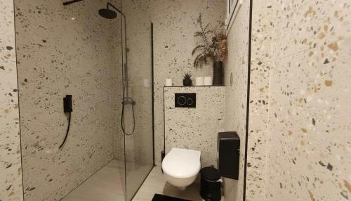 The Victoria Suite Chic & Modern Studio Stay